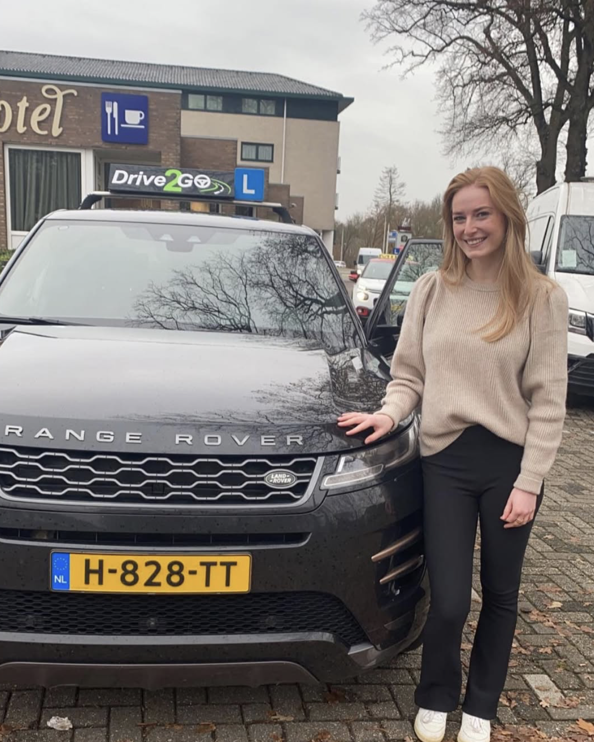 Lesauto van Autorijschool Drive2Go